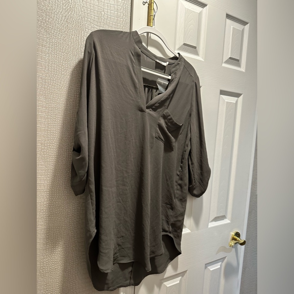 Lush high low tunic olive green size medium! NWOT